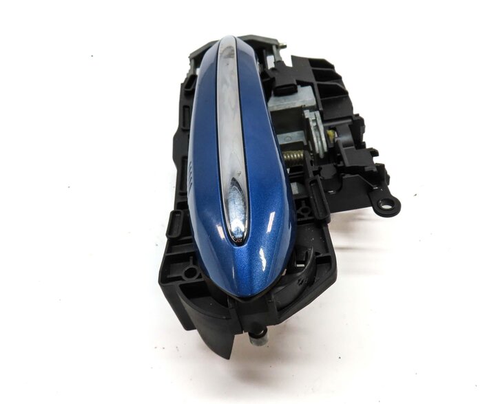 Thumbnail 3: 09-19 BMW 5 6 7 SERIES (F01 F07 F10 F12) RIGHT FRONT COMFORT DOOR HANDLE (BLUE)
