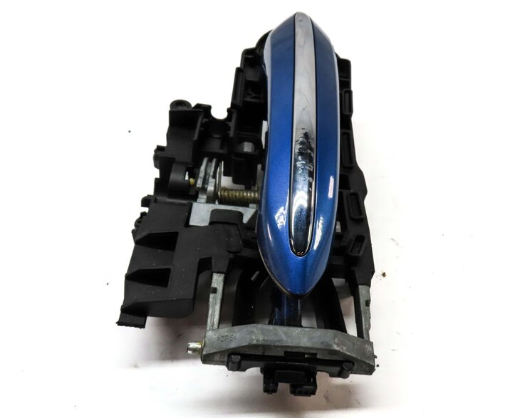 Thumbnail 5: 09-19 BMW 5 6 7 SERIES (F01 F07 F10 F12) RIGHT FRONT COMFORT DOOR HANDLE (BLUE)