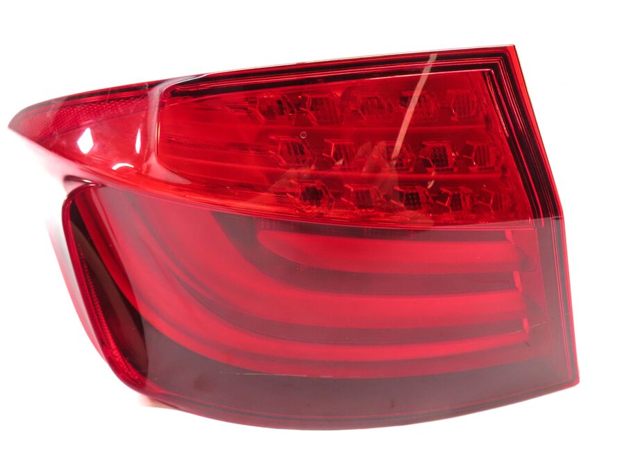 Thumbnail 3: 2011-2013 BMW 5 SERIES M5 F10 LEFT DRIVER REAR OUTER TAILLIGHT BRAKE LIGHT LAMP