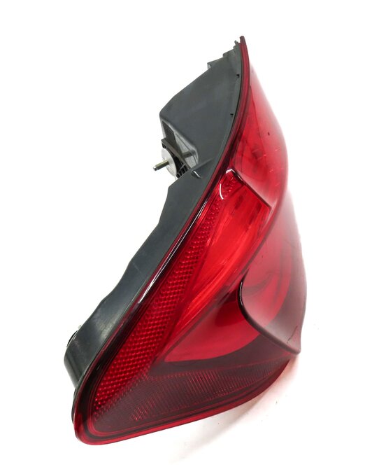 Thumbnail 4: 2011-2013 BMW 5 SERIES M5 F10 LEFT DRIVER REAR OUTER TAILLIGHT BRAKE LIGHT LAMP