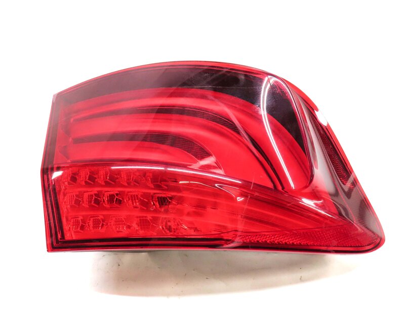 Thumbnail 7: 2011-2013 BMW 5 SERIES M5 F10 LEFT DRIVER REAR OUTER TAILLIGHT BRAKE LIGHT LAMP