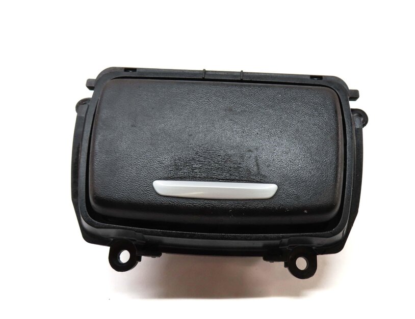 Thumbnail 2: 2013 BMW M5 ///M (F10) FRONT CENTER CONSOLE ASHTRAY COMPARTMENT w/o INSERT BLACK