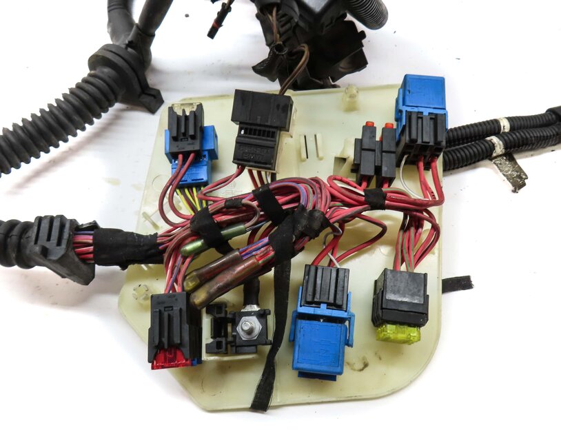 Thumbnail 4: 2013 BMW M5 ///M (F10) 4.4L S63 TWIN TURBO ENGINE WIRE WIRING HARNESS LOOM