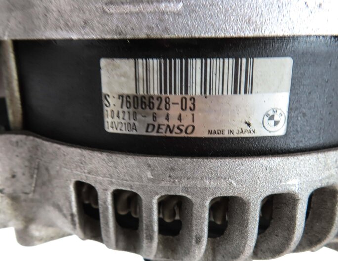Thumbnail 7: 12-19 BMW 5 6 7 X5 X6 M5 M6 (F06 F10 F12 F15 F16 F85) 4.4L ALTERNATOR (210 AMP)