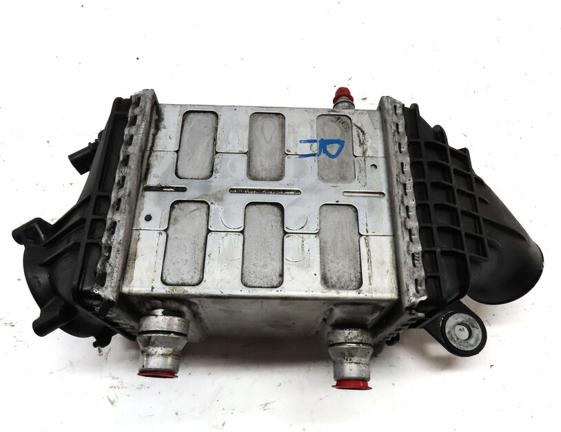 Thumbnail 12: 2012-2019 BMW M5 M6 ///M (F06 F12 F13) 4.4L S63 V8 ENGINE - RIGHT INTERCOOLER
