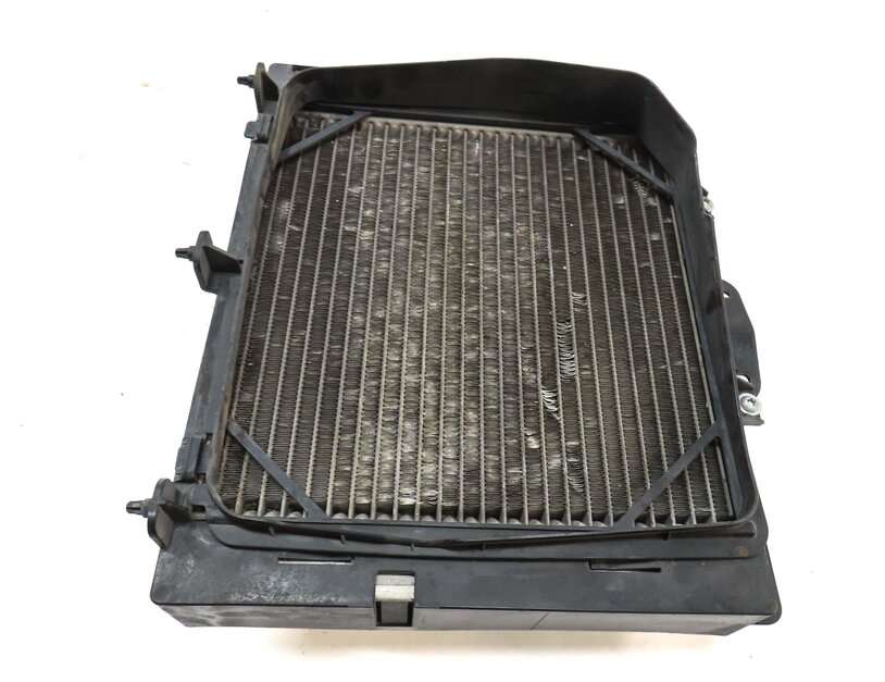 Thumbnail 6: 2012-2019 BMW M5 M6 (F06 F10 F12 F13) LEFT FRONT DRIVER AUXILIARY RADIATOR