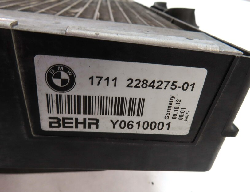 Thumbnail 8: 2012-2019 BMW M5 M6 (F06 F10 F12 F13) LEFT FRONT DRIVER AUXILIARY RADIATOR
