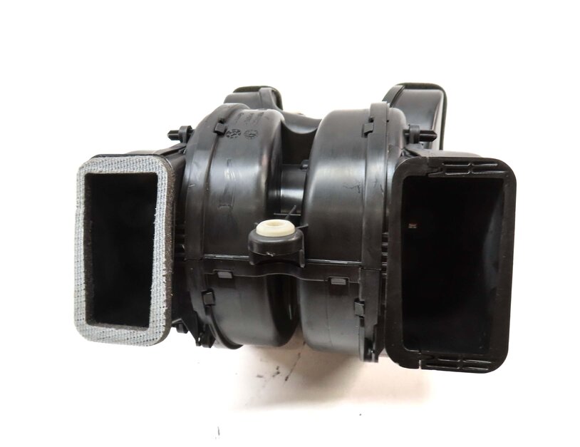 Thumbnail 6: 09-17 BMW 528i 535i 550i 740i 750i M5 (F07 F10) REAR CENTER CONSOLE BLOWER MOTOR