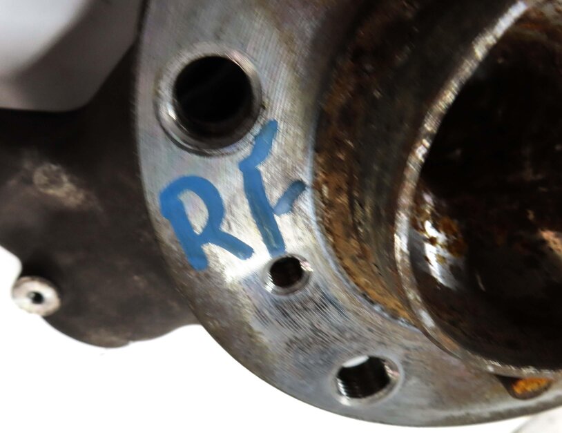 Thumbnail 7: 2012-2019 BMW M5 M6 ///M (F06 F10 F12 F13) RIGHT FRONT PASSENGER SPINDLE KNUCKLE