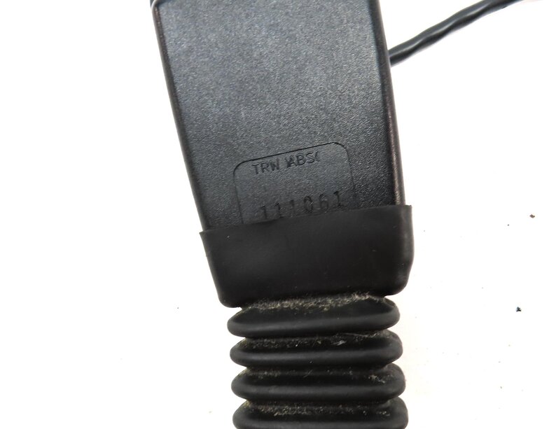 Thumbnail 6: 00-10 BMW X5 Z4 X3 (E85 E53 E83) RIGHT FRONT PASSENGER SEATBELT BUCKLE RECEIVER