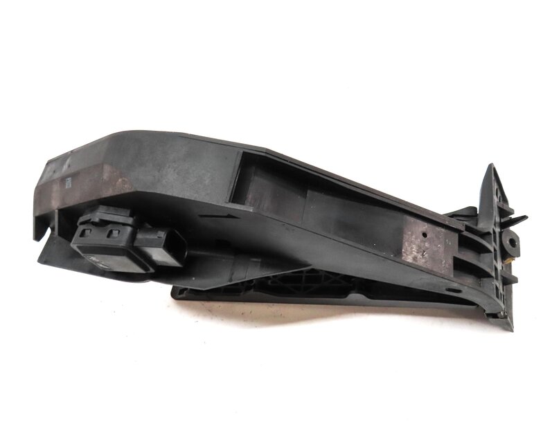 Thumbnail 6: 2006 BMW Z4 CONVERTIBLE ROADSTER (E85) FRONT LEFT ACCELERATOR GAS PEDAL