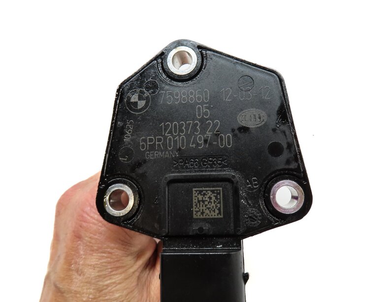 Thumbnail 5: 2006 BMW Z4 CONVERTIBLE ROADSTER (E85) 3.0L N52 ENGINE OIL LEVEL SENSOR 7598860