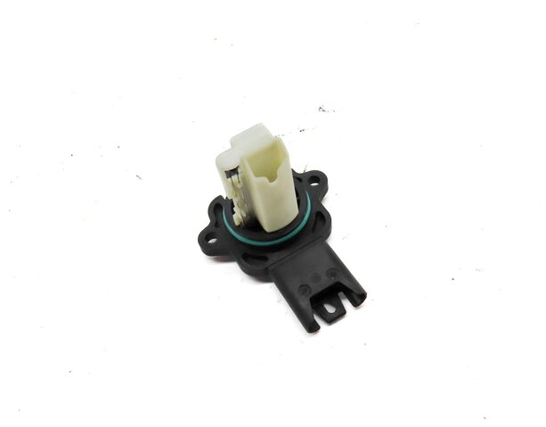 2006-2008 BMW 325i 330i 525i 530i Z4 (E60 E85 E90) 3.0L MASS AIR FLOW SENSOR MAF