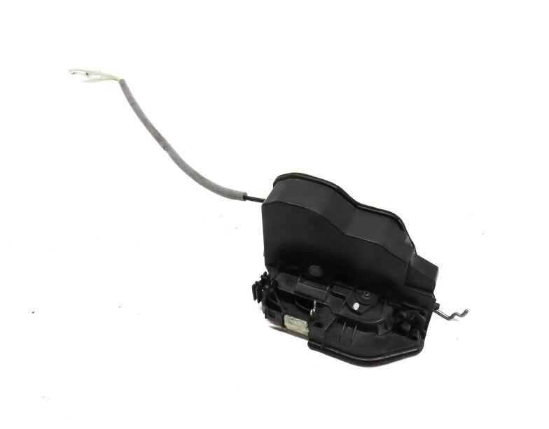 2003-2018 E87 F22 E90 E60 F10 F06 F12 F13 E65 F01 F04 E70 E71 DRIVER DOOR LATCH