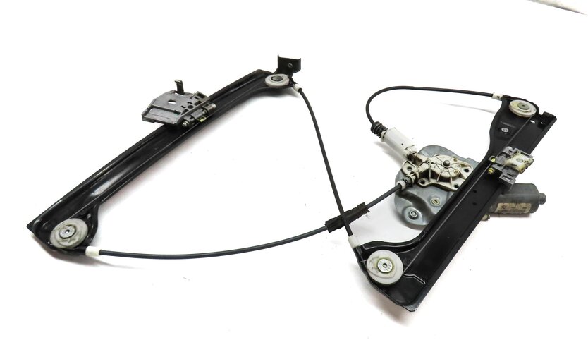 2004-2006 BMW Z4 (E85) LEFT FRONT DRIVER DOOR POWER WINDOW REGULATOR w/ MOTOR