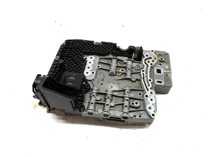 2012-2013 RANGE ROVER SPORT (L320 L322) A/T AUTOMATIC TRANSMISSION VALVE BODY