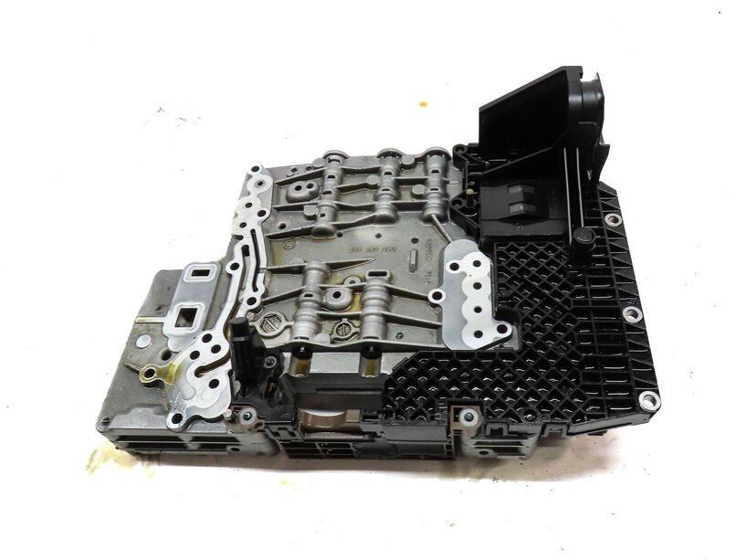 Thumbnail 4: 2012-2013 RANGE ROVER SPORT (L320 L322) A/T AUTOMATIC TRANSMISSION VALVE BODY
