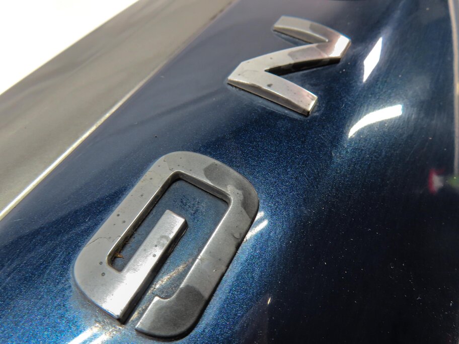 Thumbnail 8: 2012 RANGE ROVER SPORT (L320) REAR TRUNK RELEASE HANDLE LICENSE LIGHT TRIM BLUE