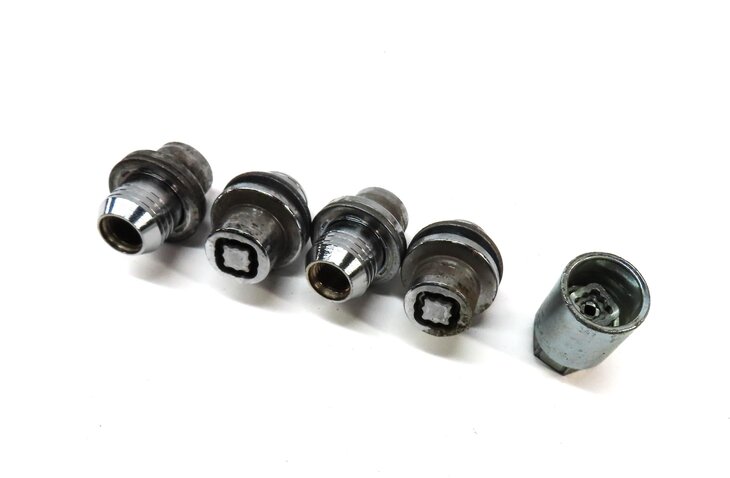 2012 RANGE ROVER SPORT (L320) LUG NUT WHEEL BOLT SET w/ KEY