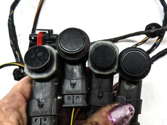 Thumbnail 5: 2012 RANGE ROVER SPORT (L320) FRONT PDC PARK SENSOR SET w/ HARNESS (BLACK)