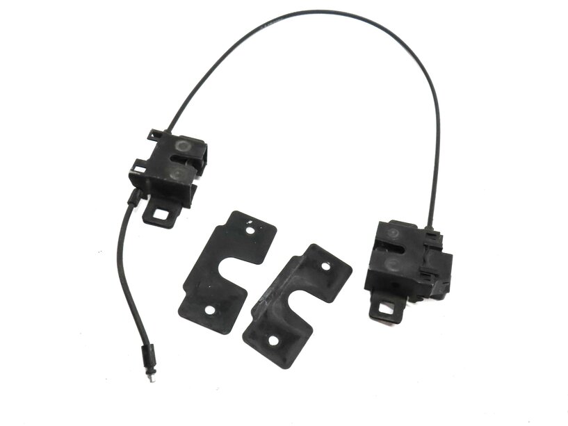 2012 RANGE ROVER SPORT (L320) FRONT LEFT & RIGHT LOWER HOOD LATCH SET w/ CABLE
