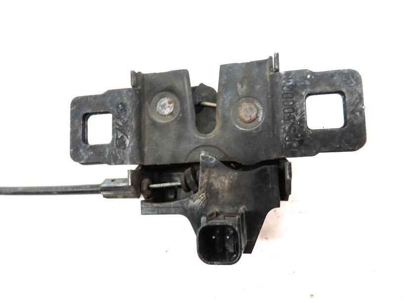 Thumbnail 6: 2012 RANGE ROVER SPORT (L320) FRONT LEFT & RIGHT LOWER HOOD LATCH SET w/ CABLE