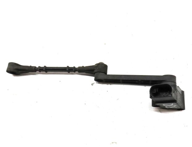 Thumbnail 4: 2012 RANGE ROVER SPORT (L320) REAR RIGHT SIDE SUSPENSION HEIGHT LEVEL SENSOR