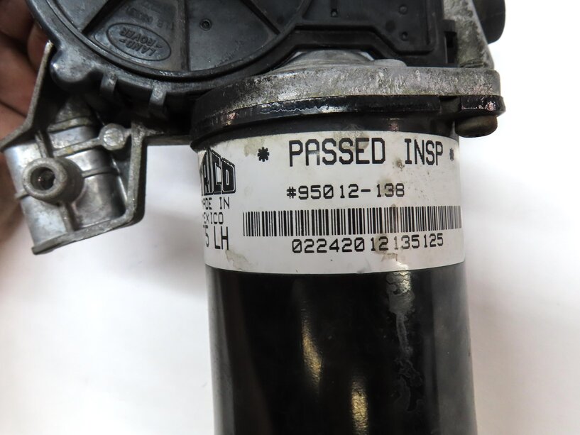 Thumbnail 6: 05-16 LAND ROVER LR3 LR4 - RANGE ROVER SPORT (L320) FRONT WINDSHIELD WIPER MOTOR