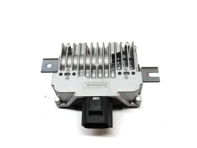 Thumbnail 2: 2010-2015 LR2 LR4 EVOQUE RANGE ROVER SPORT (L320 L538) FUEL PUMP CONTROL MODULE