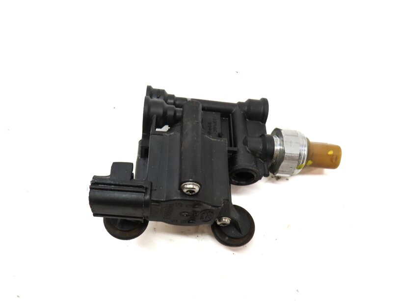 Thumbnail 7: 2012 RANGE ROVER SPORT (L320) FRONT & REAR AIR SUSPENSION VALVE BLOCK SET-3