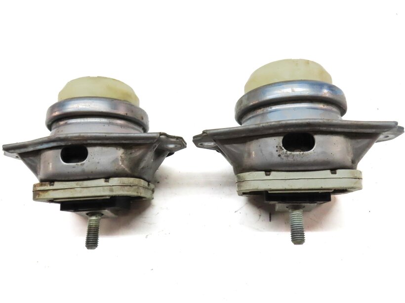 Thumbnail 2: 2012 RANGE ROVER SPORT (L320) 5.0L ENGINE LEFT & RIGHT MOTOR MOUNT SET-2