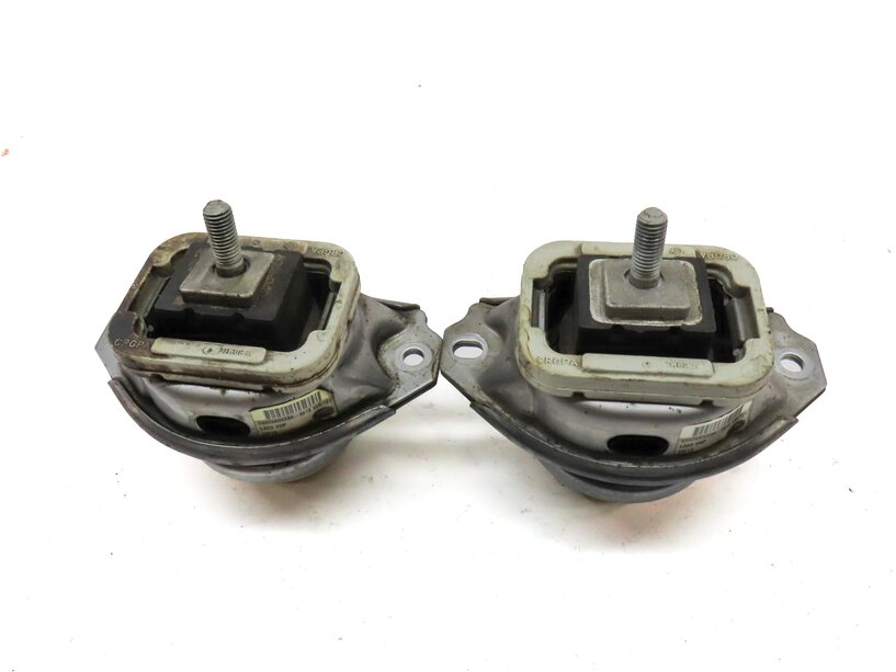 Thumbnail 4: 2012 RANGE ROVER SPORT (L320) 5.0L ENGINE LEFT & RIGHT MOTOR MOUNT SET-2