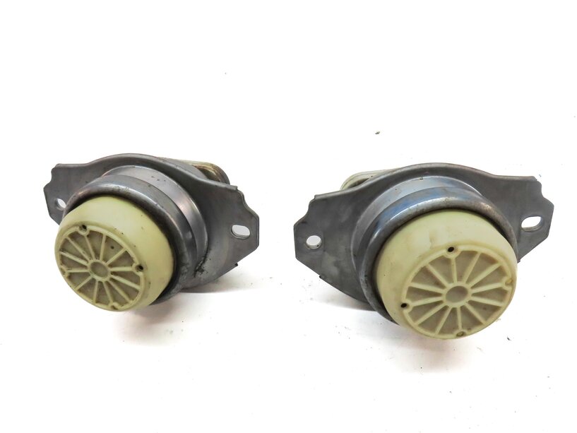 Thumbnail 6: 2012 RANGE ROVER SPORT (L320) 5.0L ENGINE LEFT & RIGHT MOTOR MOUNT SET-2