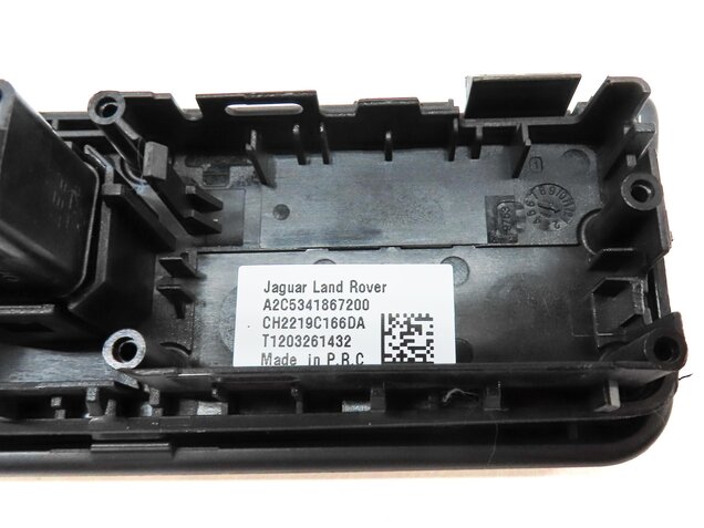 Thumbnail 6: 2012 RANGE ROVER SPORT (L320) AUX AUXILIARY AUDIO JACK w/ 12v POWER SOCKET PLUG