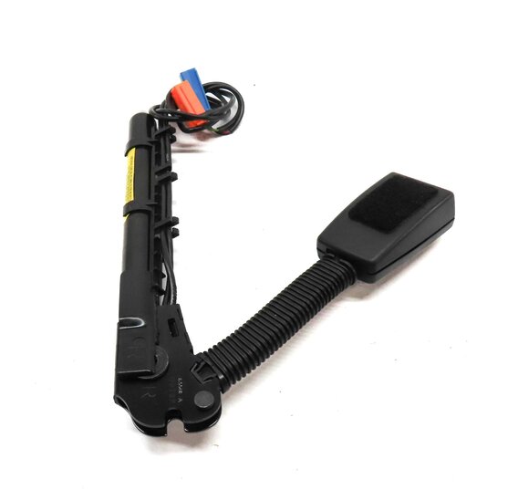 Thumbnail 4: 08-16 LR3 LR4 RANGE ROVER SPORT (L320) FRONT RIGHT PASSENGER SEATBELT RECEIVER