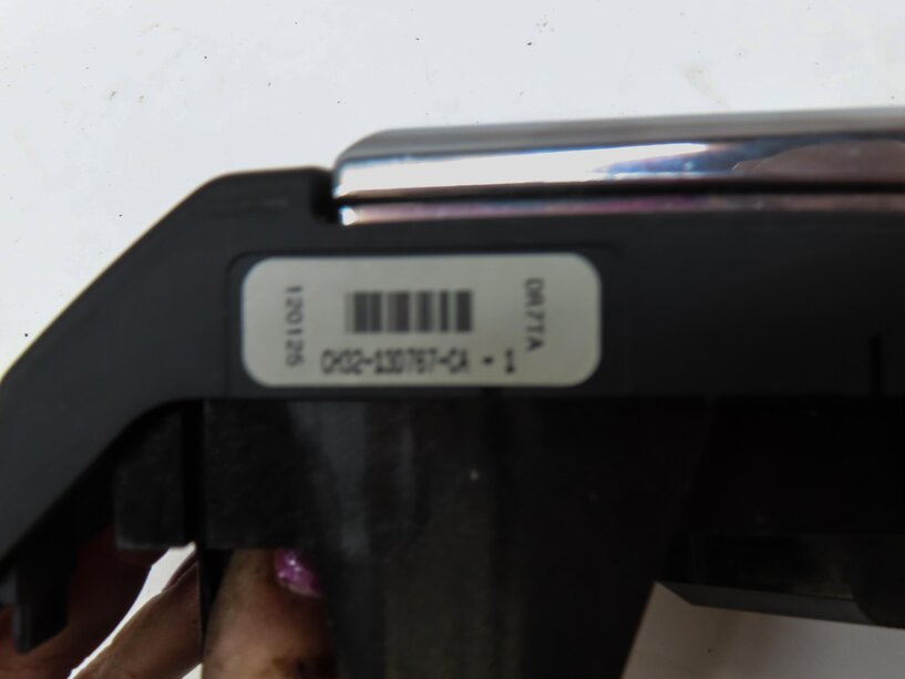 Thumbnail 6: 2012 RANGE ROVER SPORT (L320) STEERING WHEEL PHONE MEDIA SWITCH BUTTON