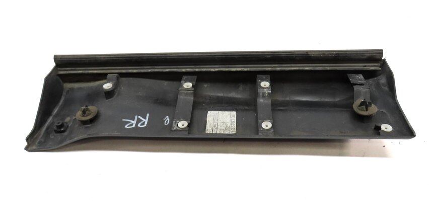 Thumbnail 5: 2012 RANGE ROVER SPORT (L320) REAR RIGHT EXTERIOR DOOR MOULDING RUNNER TRIM