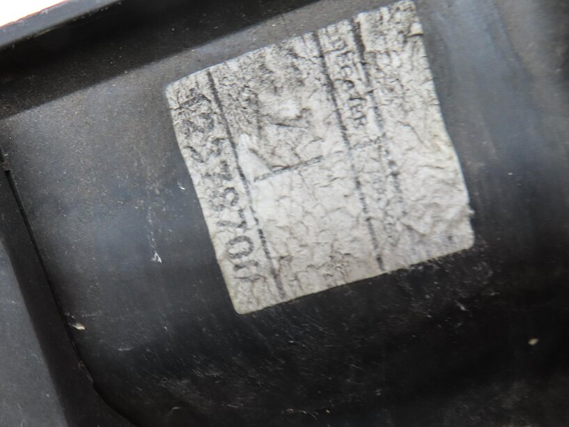 Thumbnail 9: 2012 RANGE ROVER SPORT (L320) REAR RIGHT EXTERIOR DOOR MOULDING RUNNER TRIM