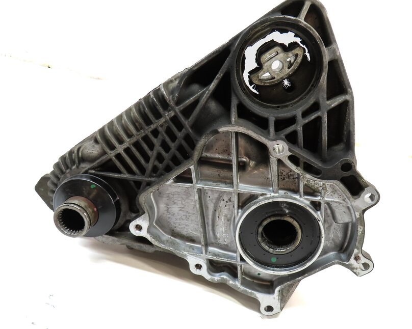 Thumbnail 5: 12-18 BMW X3 X4 X5 X6 (F15 F16 F25 F26) 2.0L / 3.0D / 3.0L FRONT TRANSFER CASE