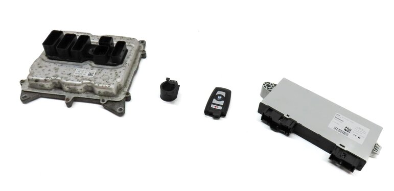 2013 BMW X3 (F25) 2.0L TURBO N20 ECM ECU BODY ENGINE CONTROL MODULE & KEY SET