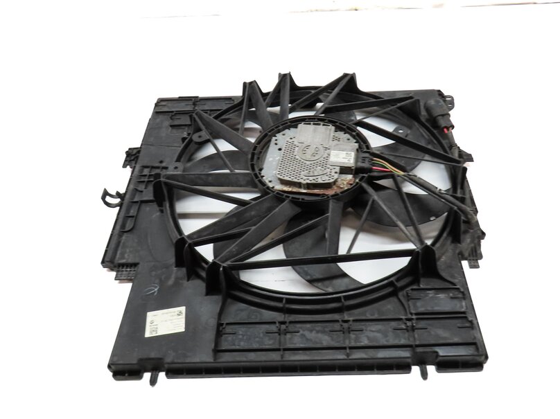 Thumbnail 5: 13-18 BMW X3 X4 (F25 F26) 2.0L N20 TURBO ENGINE RADIATOR COOLING FAN & SHROUD