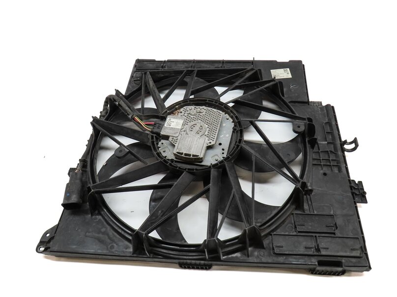 Thumbnail 6: 13-18 BMW X3 X4 (F25 F26) 2.0L N20 TURBO ENGINE RADIATOR COOLING FAN & SHROUD