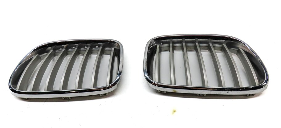 Thumbnail 4: 2013-2017 BMW X3 (F25) FRONT LEFT & RIGHT KIDNEY GRILLE HOOD VENT TRIM SET-2