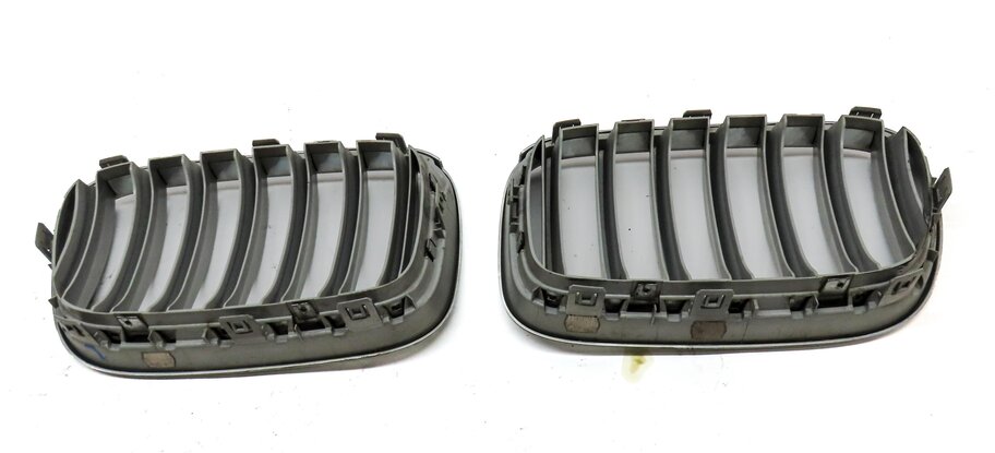 Thumbnail 5: 2013-2017 BMW X3 (F25) FRONT LEFT & RIGHT KIDNEY GRILLE HOOD VENT TRIM SET-2
