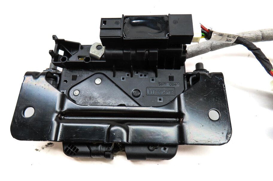 Thumbnail 8: 2013 BMW X3 (F25) REAR HATC TRUNK LATCH LOCK ACTUATOR w/ SOFT CLOSE MOTOR