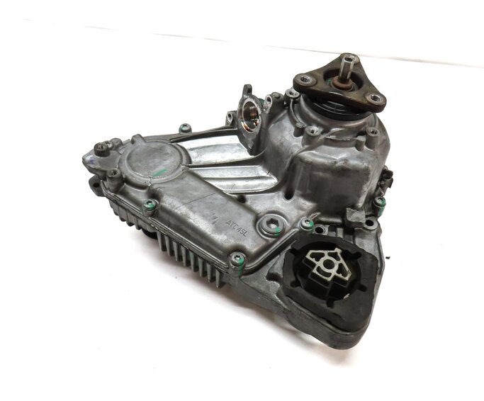 Thumbnail 1: 12-18 BMW X3 X4 X5 X6 (F15 F16 F25 F26) 2.0L / 3.0D / 3.0L FRONT TRANSFER CASE