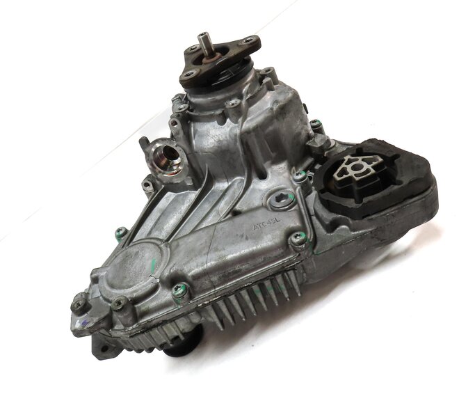 Thumbnail 3: 12-18 BMW X3 X4 X5 X6 (F15 F16 F25 F26) 2.0L / 3.0D / 3.0L FRONT TRANSFER CASE