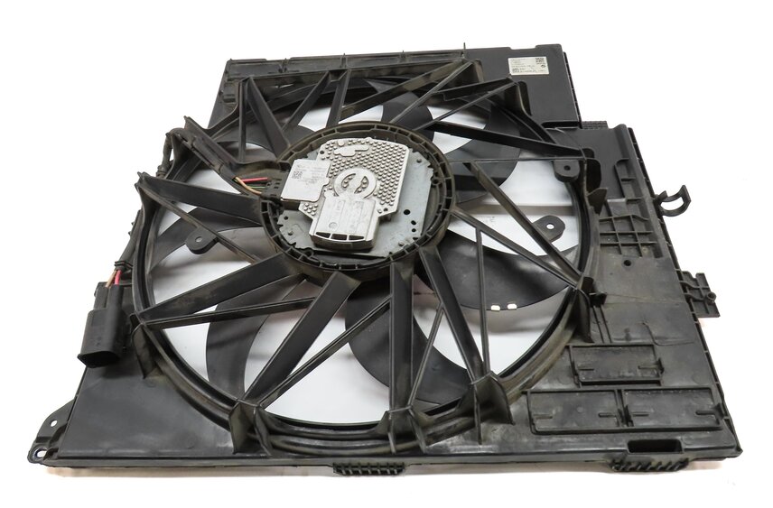 Thumbnail 6: 13-18 BMW X3 X4 (F25 F26) 2.0L N20 TURBO ENGINE RADIATOR COOLING FAN & SHROUD