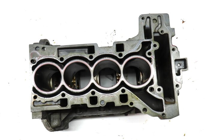 Thumbnail 8: 12-18 228i 328i 428i 528i X1 X3 X5 Z4 2.0L N20 N26 TURBO ENGINE CYLINDER BLOCK