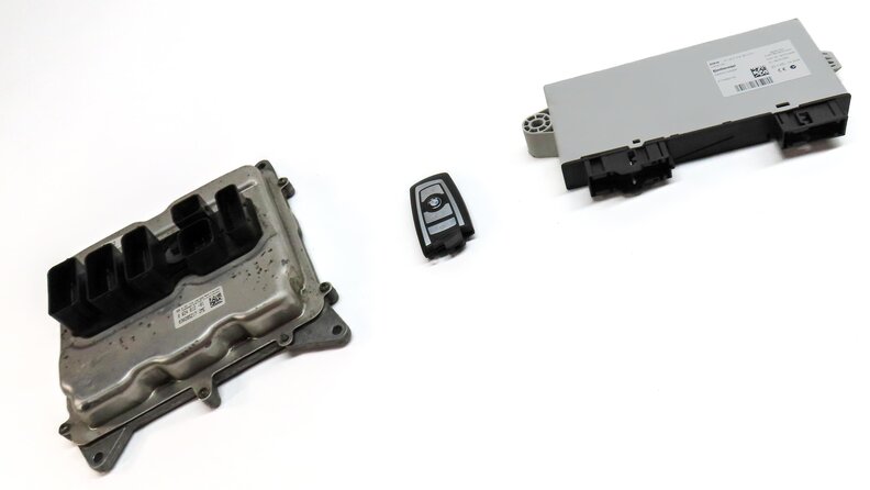 Thumbnail 3: 2014 BMW X3 (F25) 2.0L TURBO N20 ECM ECU CAS4 BODY ENGINE MODULE & KEY FOB SET3